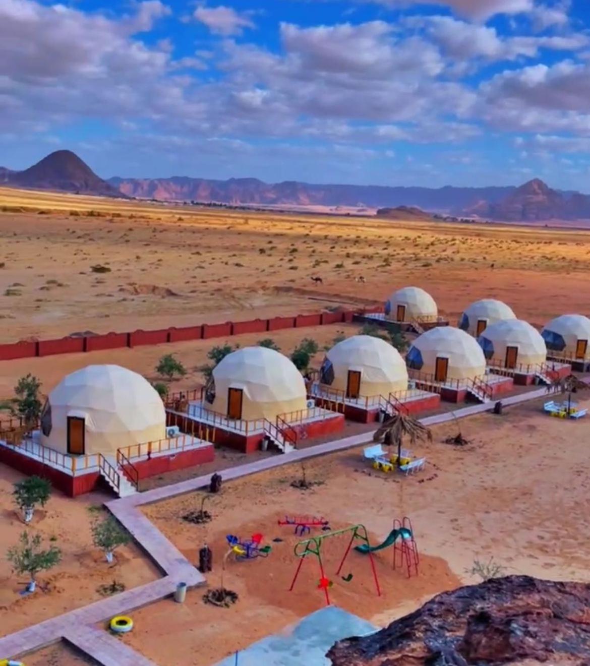 Adel Rum Camp Bubbles Wadi Rum Exteriér fotografie