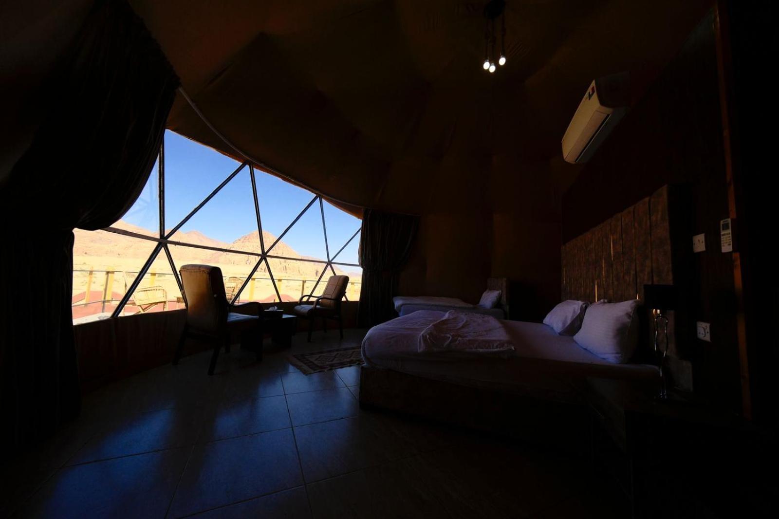 Adel Rum Camp Bubbles Wadi Rum Exteriér fotografie