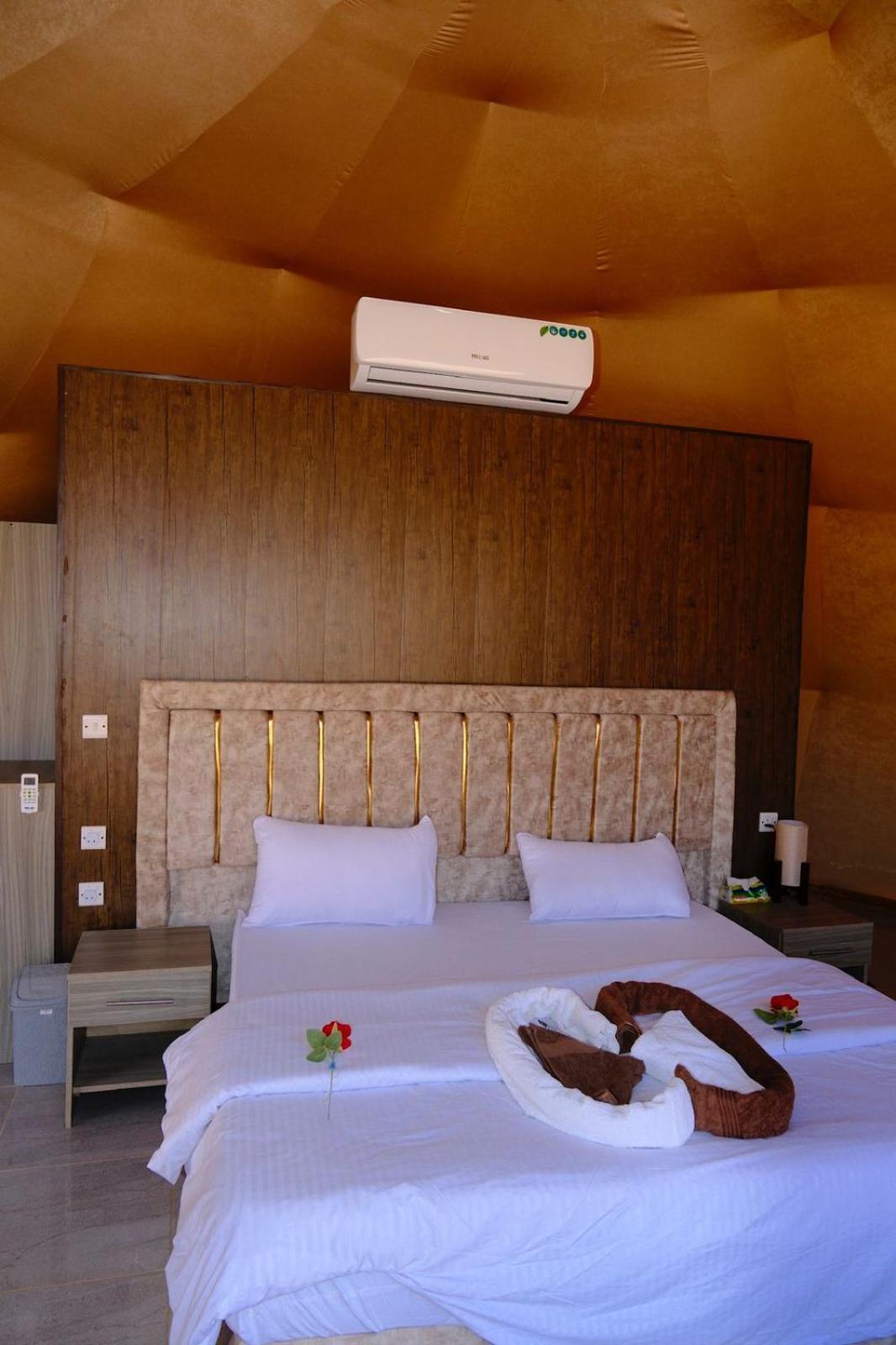 Adel Rum Camp Bubbles Wadi Rum Exteriér fotografie