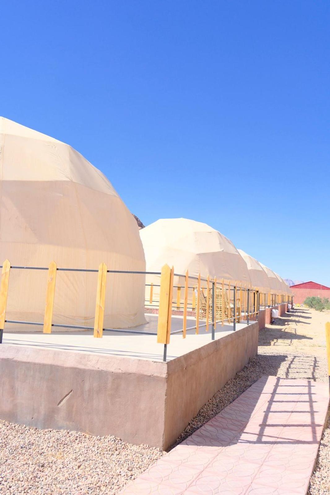 Adel Rum Camp Bubbles Wadi Rum Exteriér fotografie