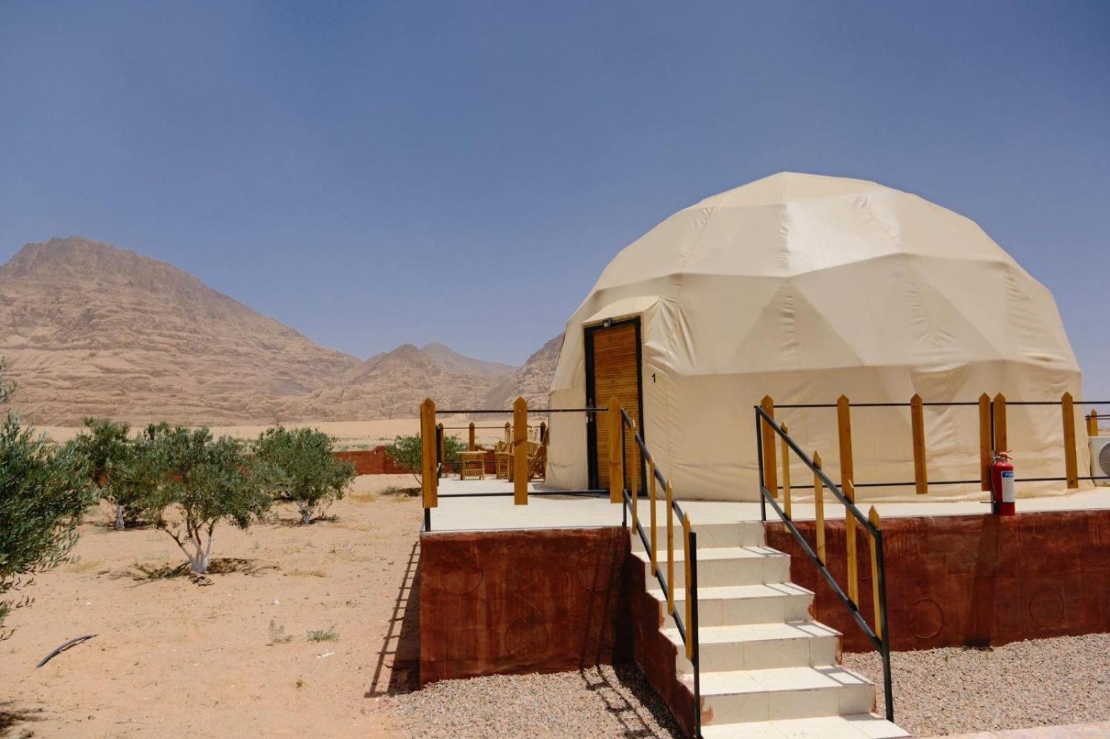 Adel Rum Camp Bubbles Wadi Rum Exteriér fotografie