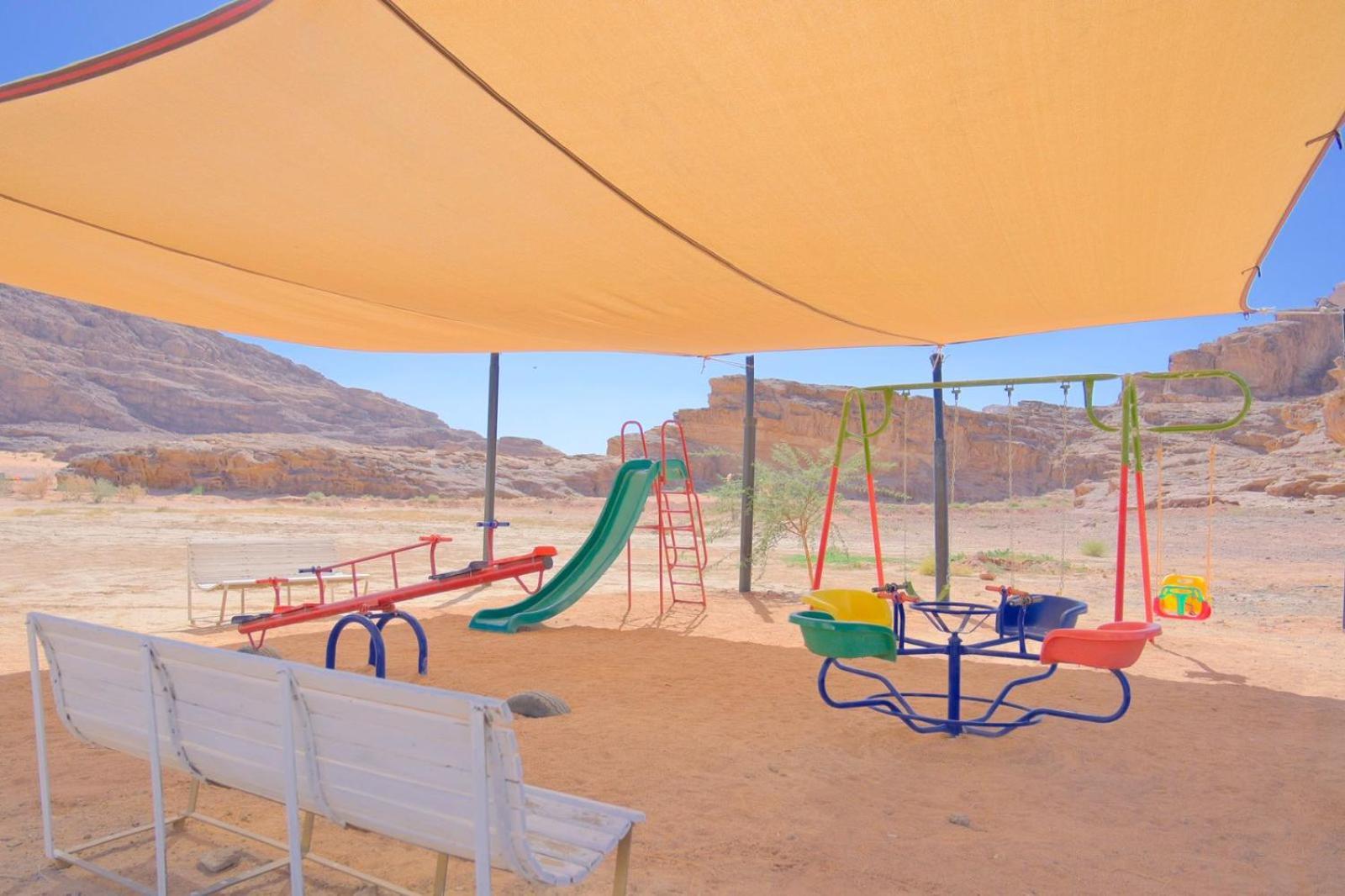 Adel Rum Camp Bubbles Wadi Rum Exteriér fotografie
