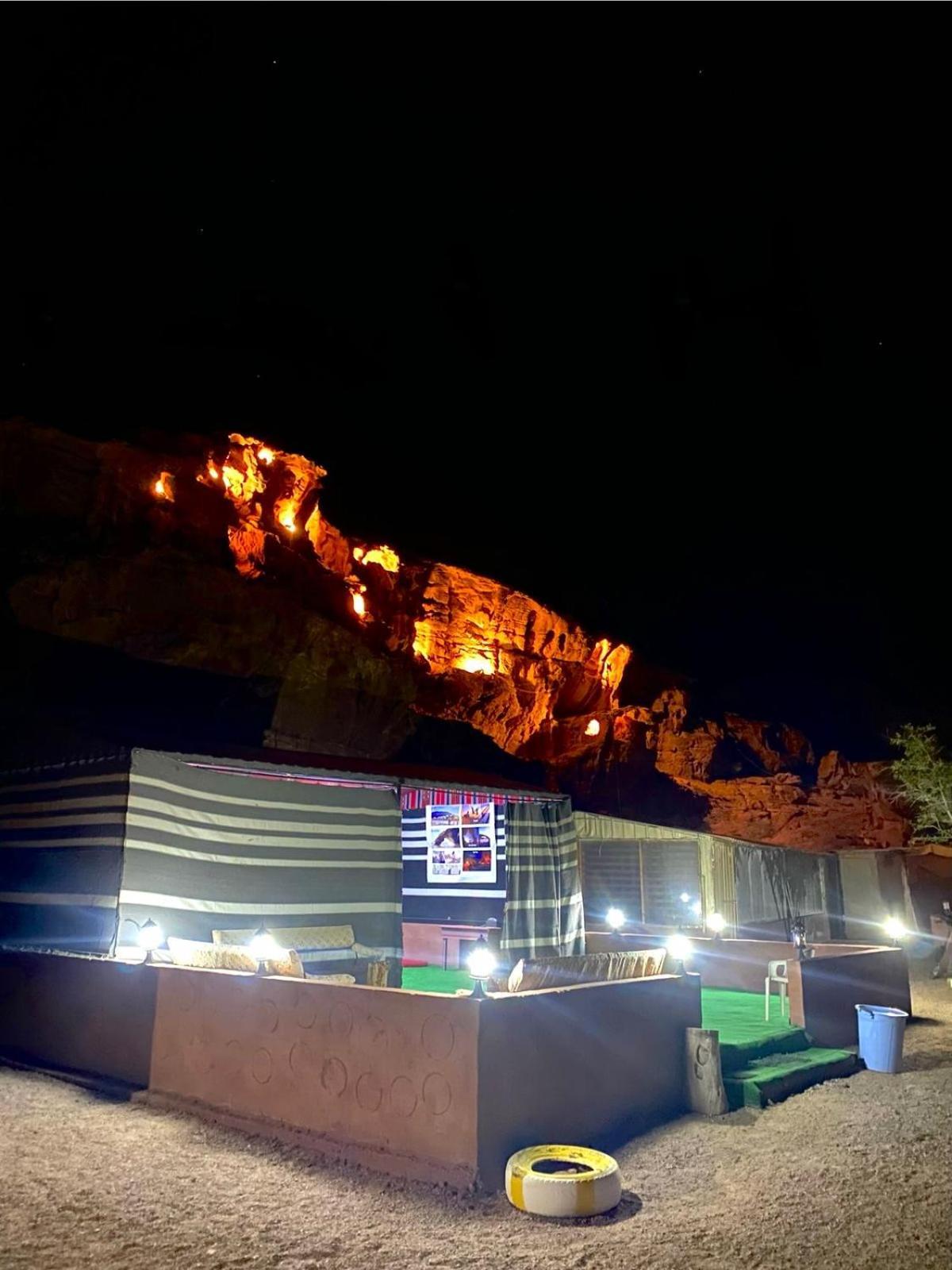 Adel Rum Camp Bubbles Wadi Rum Exteriér fotografie